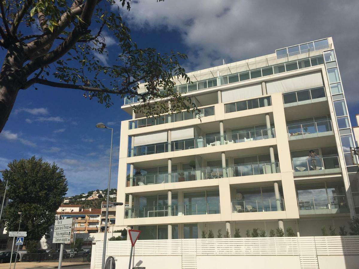 Capvespre Apartment Roses Luaran gambar